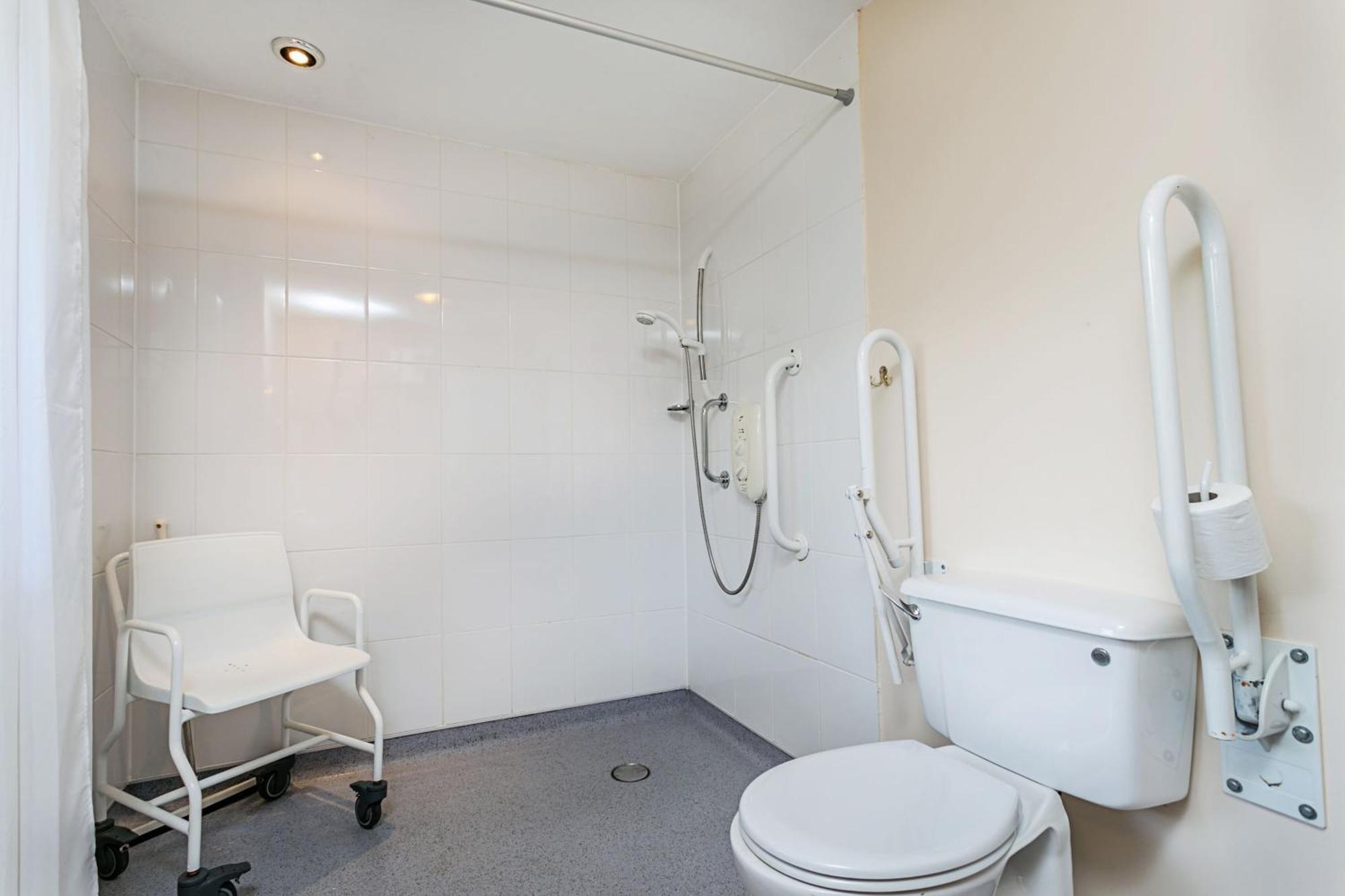 Laburnum Lodge Sleeps 6 Wheelchair Access Minehead Buitenkant foto