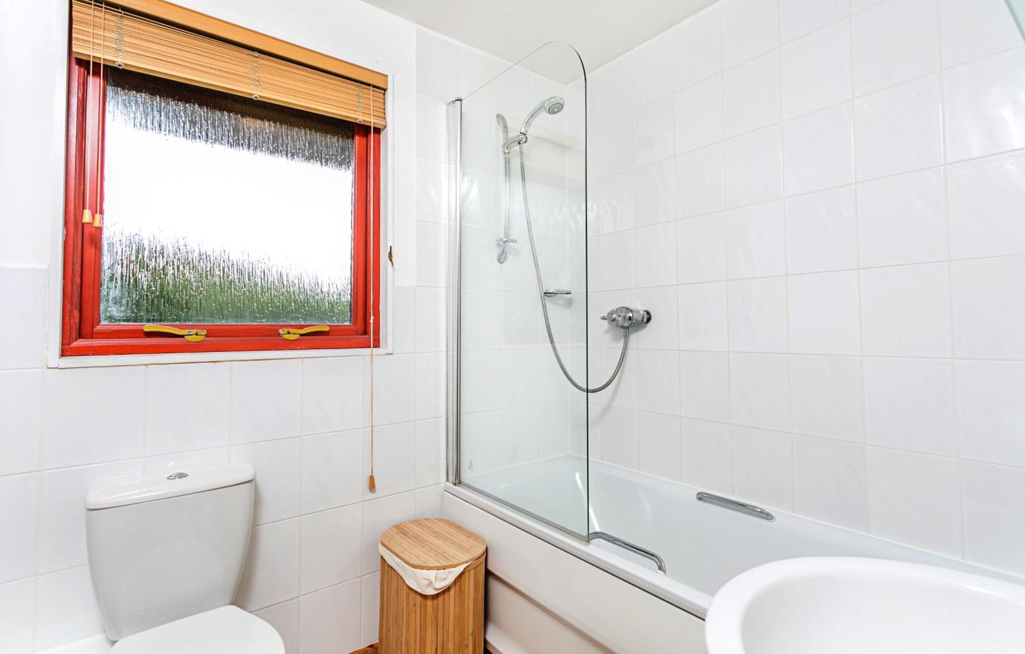 Laburnum Lodge Sleeps 6 Wheelchair Access Minehead Buitenkant foto